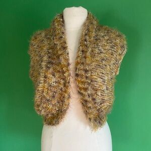 St John SoCa fluffy Multicolor orange yellow Knit cropped vest y2k